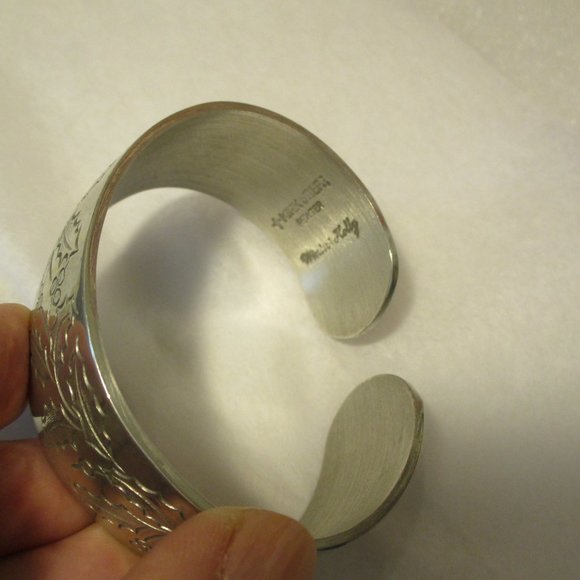 Kirk Stieff Winter Holly Wide Pewter Cuff Bracelet Bangle Original - Picture 3 of 10